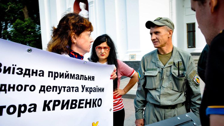 В Одессе на Думской площади пытаются снова "возродить" протестный майдан