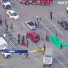 Стрельба в США: преступник открыл огонь по автомобилям и ранил 9 человек