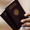 Француз через суд добивается права сфотографироваться на паспорт с улыбкой