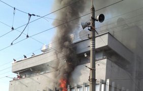 Пожар устроили намеренно. Фото: Podrobnosti.ua
