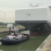 Через Панамский канал прошло самое большее грузовое судно