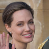 Анджелина Джоли впервые после болезни появилась на публике (фото)