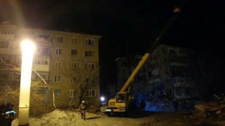 В Казахстане обрушился жилой дом, есть погибшие