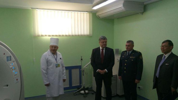 Япония передала Госпогранслужбе Украины медицинское оборудование 