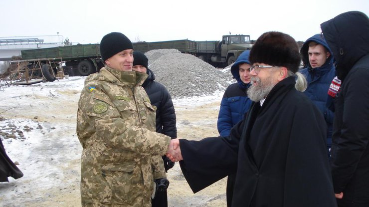 Капелланы Украинской Православной Церкви духовно поддержали украинских военных