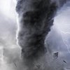 Что происходит в "смертельной зоне" торнадо (видео)
