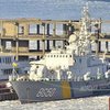 В море Одессы замерзли военные корабли (фото) 