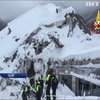 В Італії врятували 8 людей з-під завалу снігу 