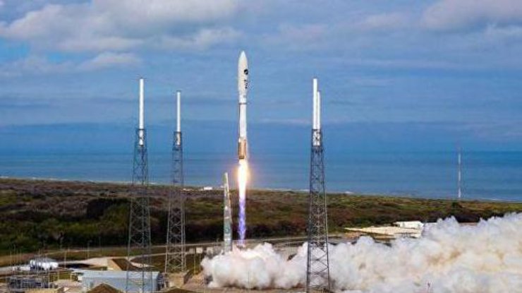 В США запустили ракету Atlas с военным спутником / Фото: lickr/ U.S. Air Force