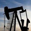 Нефть опустилась ниже $56 за баррель