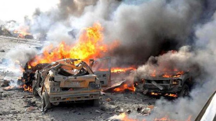 В Ираке мощный взрыв унес жизни трех человек 