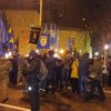 В Киеве началось факельное шествие ко Дню памяти героев Крут (фото)