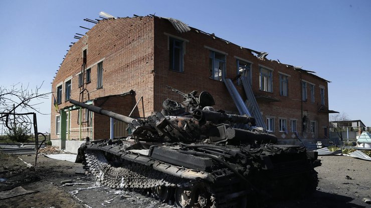 На Донбассе украинские военные освободили поселок Коминтерново