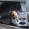 Кабмин упростил прохождение таможни для пассажиров нового поезда в Польшу
