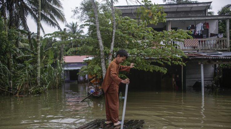 Наводнение в Таиланде: погибли 18 человек
