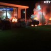 У Харкові на стоянці автосалону згоріли дорогі іномарки (відео)