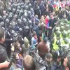 Мітинги під Радою: сталися зіткнення поліції з протестувальниками