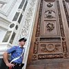 Во Флоренции кусок храма "убил" туриста