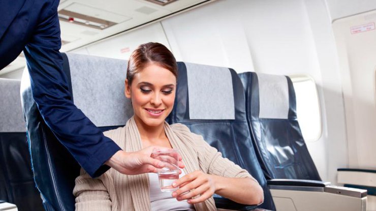 Напитки на борту самолета 