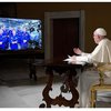 Папа Римский провел сеанс связи с космонавтами на МКС (видео)