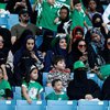 В Саудовской Аравии женщин впервые пустят на главные стадионы страны