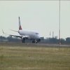 Летевший в Турцию самолет совершил экстренную посадку в Одессе