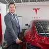 Илон Маск не продал матери Tesla Model 3 вне очереди 