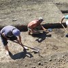 Под Черновцами археологи раскопали могильник IV века с младенцем (фото)