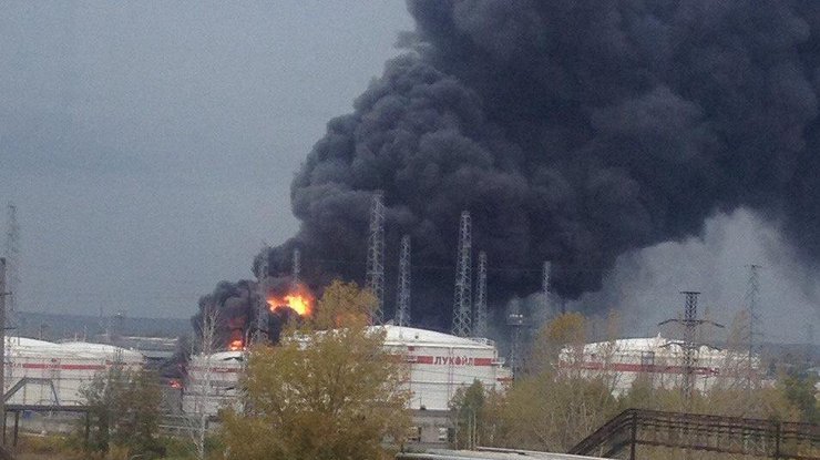 По словам свидетелей, пламя достигало 50 метров в высоту. Фото: nn.ru