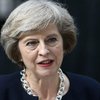 На голову премьер-министра Великобритании чуть не упала булава (видео)