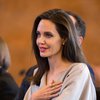 "Сексуальное насилие существует везде": Анджелина Джоли произнесла эмоциональную речь