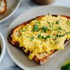 Что приготовить на завтрак: яйца скрэмбл по-французски