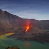 На Бали начал извергаться вулкан