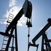 Нефть на мировых рынках продолжает дешеветь 
