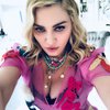 Мадонна снялась в рекламе в одном нижнем белье (видео)