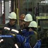 Голосуют ногами: с Днепровского металлургического комбината массово увольняются рабочие