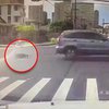 Женщина привязала собаку к машине и на скорости протащила по асфальту (видео)