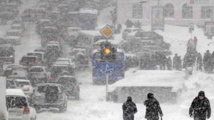 В Киеве - временами снег, на дорогах гололедица