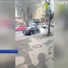В Одессе пьяный водитель протаранил витрину супермаркета (видео)