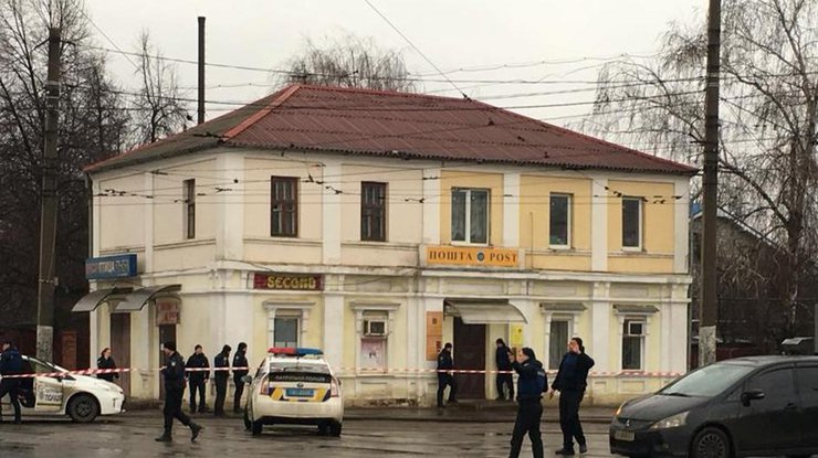 Захват почты в Харькове: заложница помогла обезвредить злоумышленника