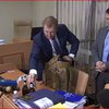 Подмостки Фемиды: адвокат беглого президента Януковича превратил суд в балаган