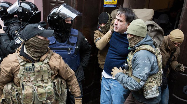 На фото: задержание Саакашвили