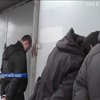 В Николаеве молодчики со стрельбой и взрывами захватили рынок