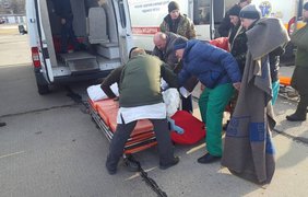 Бои за Авдеевку: в Одессе приземлился самолет с ранеными военными (фото)