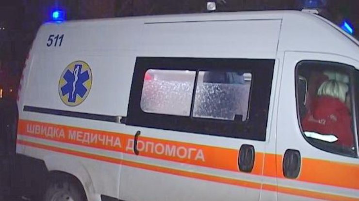В Киеве полицейские спасли 15-летнюю девушку от самоубийства