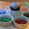 Студент создал робота для сортировки конфет (видео)