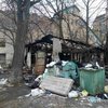 Жуткая смерть в Киеве: посреди улицы заживо сгорели бомжи (фото) 