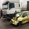 В Одесской области микроавтомобиль не поделил дорогу с грузовиком (фото) 