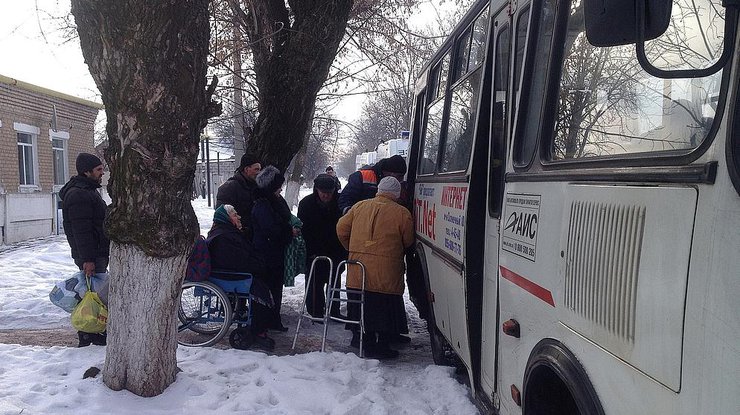 Из Авдеевки эвакуировали почти 300 человек
