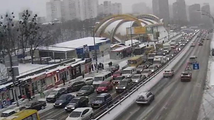 В Киеве пробки достигли 5 баллов